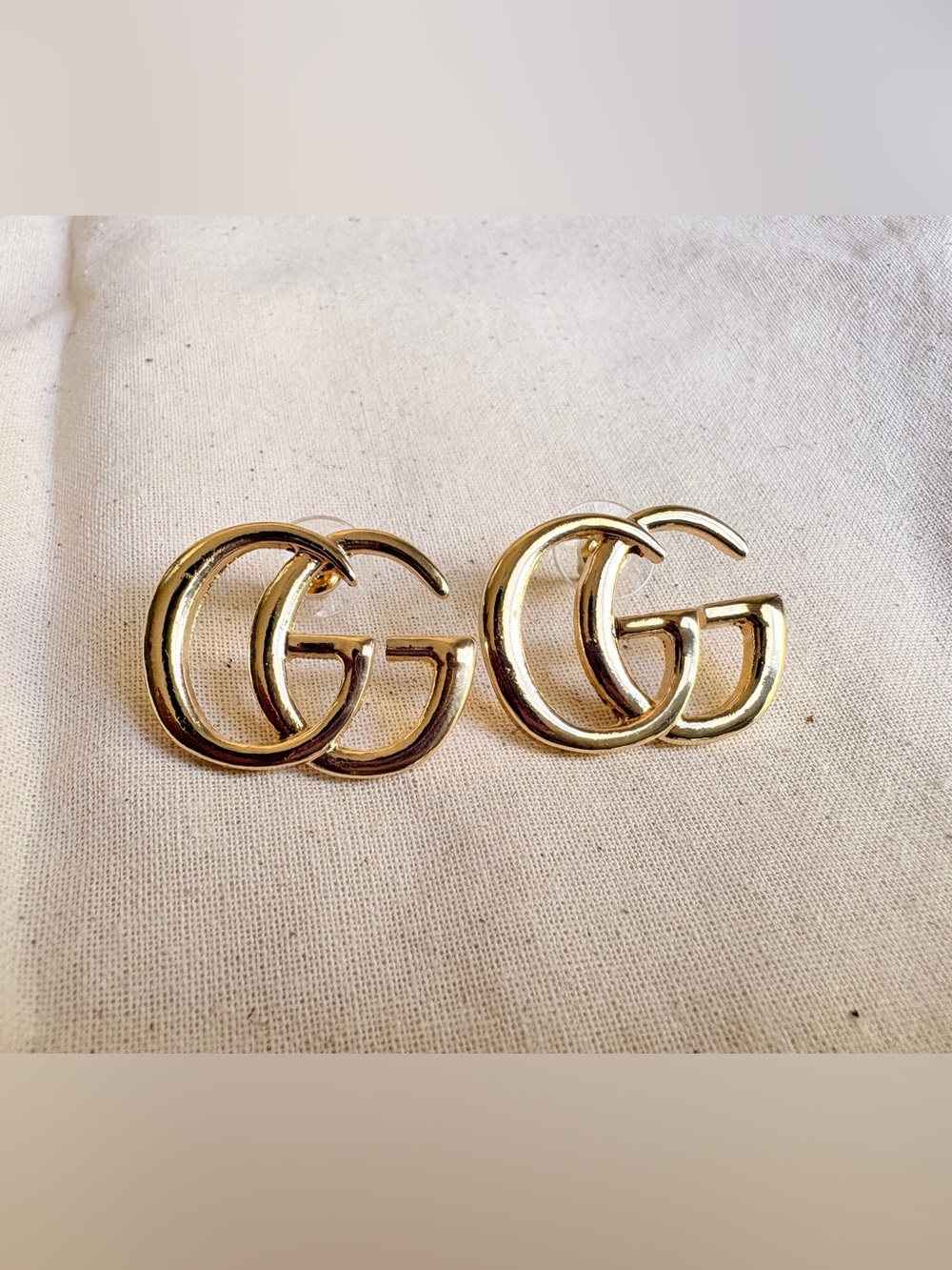Gucci Gold Interlocking GG Logo Stud Earrings